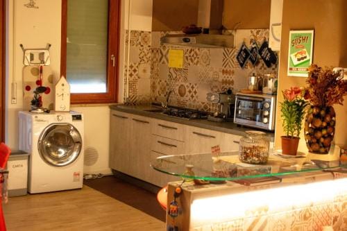 Emmanueli65 fronte clinica per 4 matrimoniale e castello Hotel in Piacenza