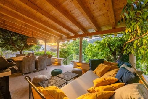 Dvor Pitve Villas Hotel in Dubrovnik-Neretva County