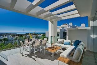 AL-1312 ESTEPONA - APARTMENT - ALCAZABA LAGOON Hotel in Costa del Sol
