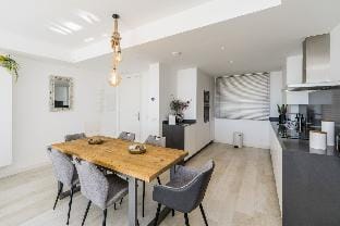 AL-1312 ESTEPONA - APARTMENT - ALCAZABA LAGOON Hotel in Costa del Sol