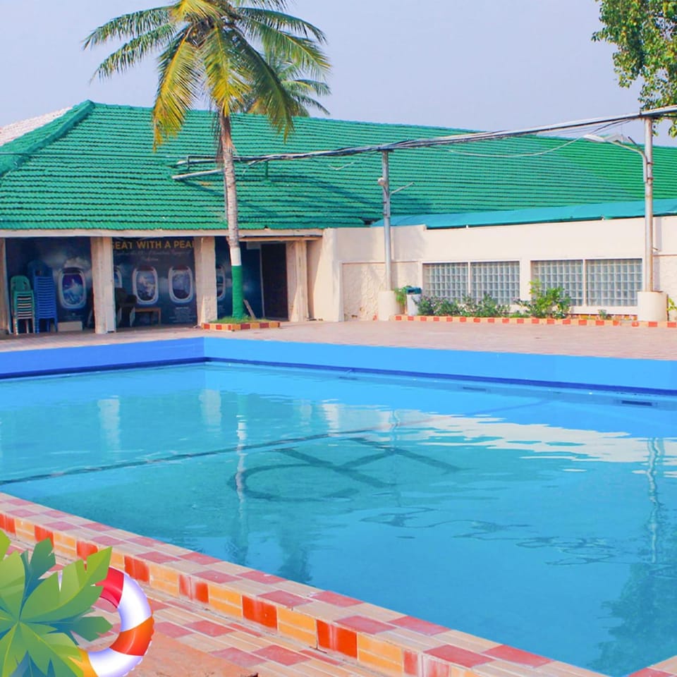 Airport Hotel Hotel in Karachi