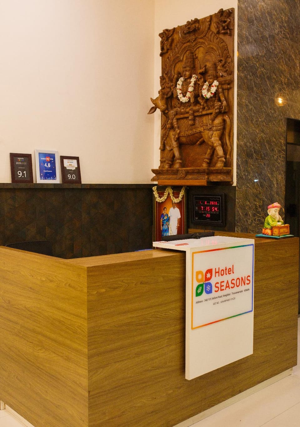 Hotel Seasons Hotel in Tamil Nadu