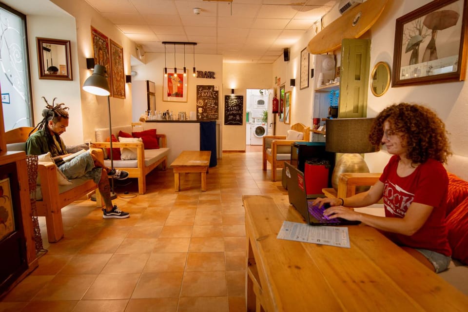 Casa Caracol Hostel in Cadiz