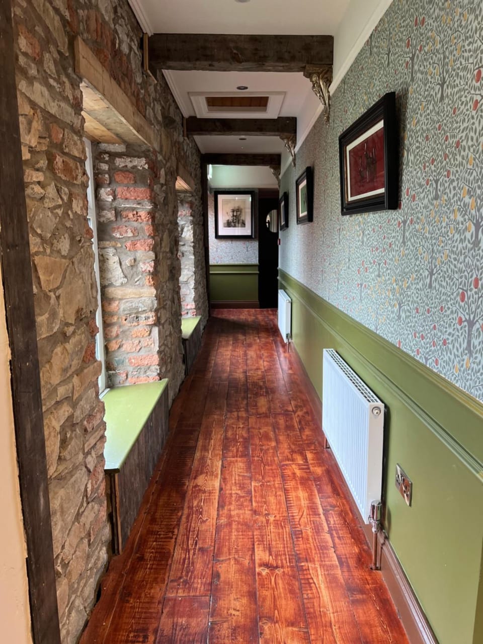 The Dundrum Inn B&B Hotel in Dundrum