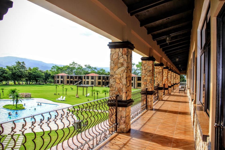 Grand Caporal Hotel Hotel in Guatemala