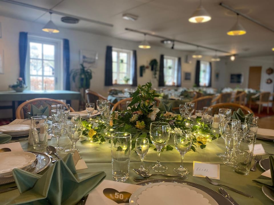Banquet hall