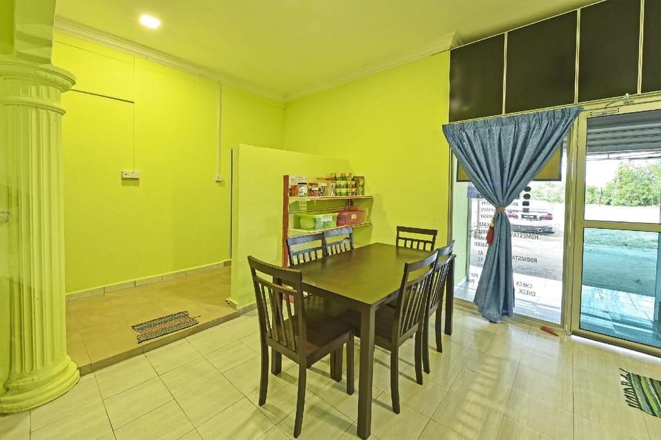 Hotel O Zn Mix Homestay & Roomstay Hotel in Terengganu, Malaysia