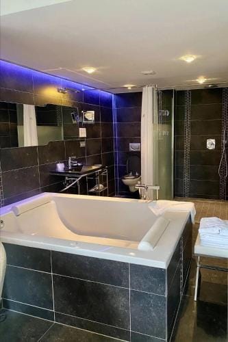 Hotel L'Ami du Chambertin Hotel in Wallonia, Belgium