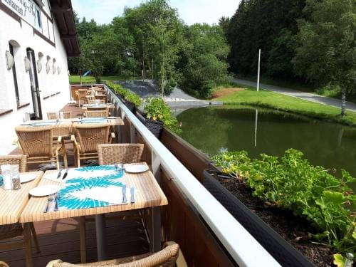 Hotel Burg Hof Hotel in Wallonia, Belgium