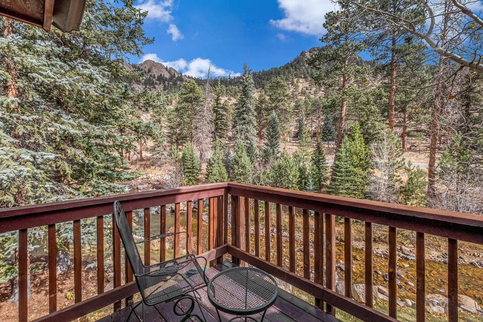 Boulder Brook on Fall River Hotel in Estes Park