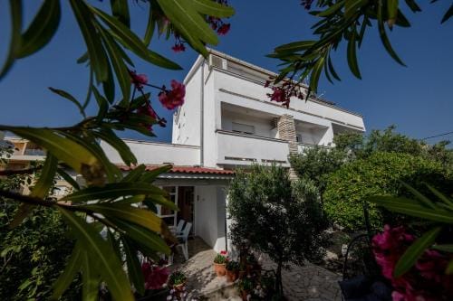 Mladenka Hotel in Lika-Senj County