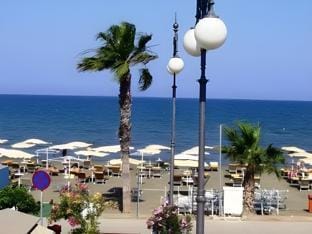 Tuck Inn Apartment hotel in Larnaca