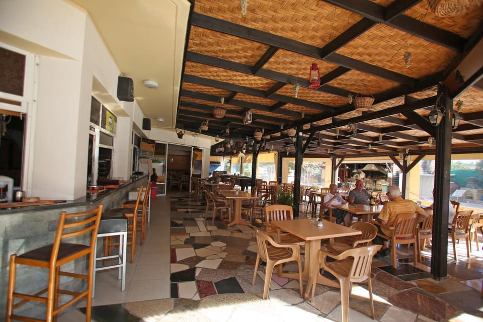 Sunquest Gardens Holiday Resort Apartment hotel in Germasogeia