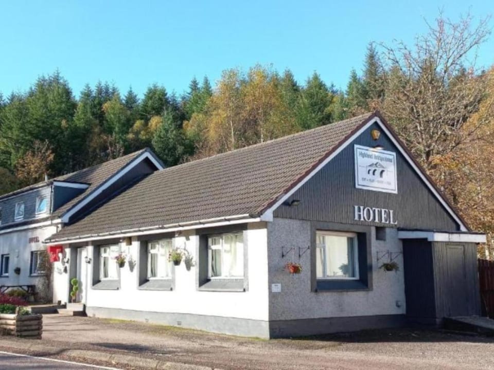 Highland Bridge Hotel Hotel in Scotland