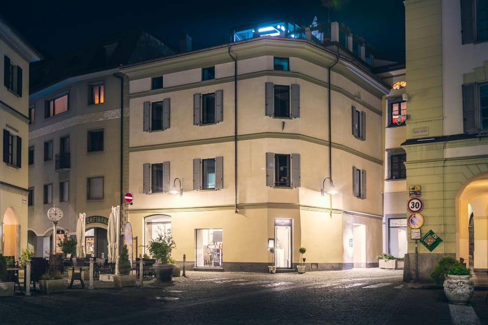 DOMUS CAVOUR Rooms&Suites Hotel in Province of Brescia