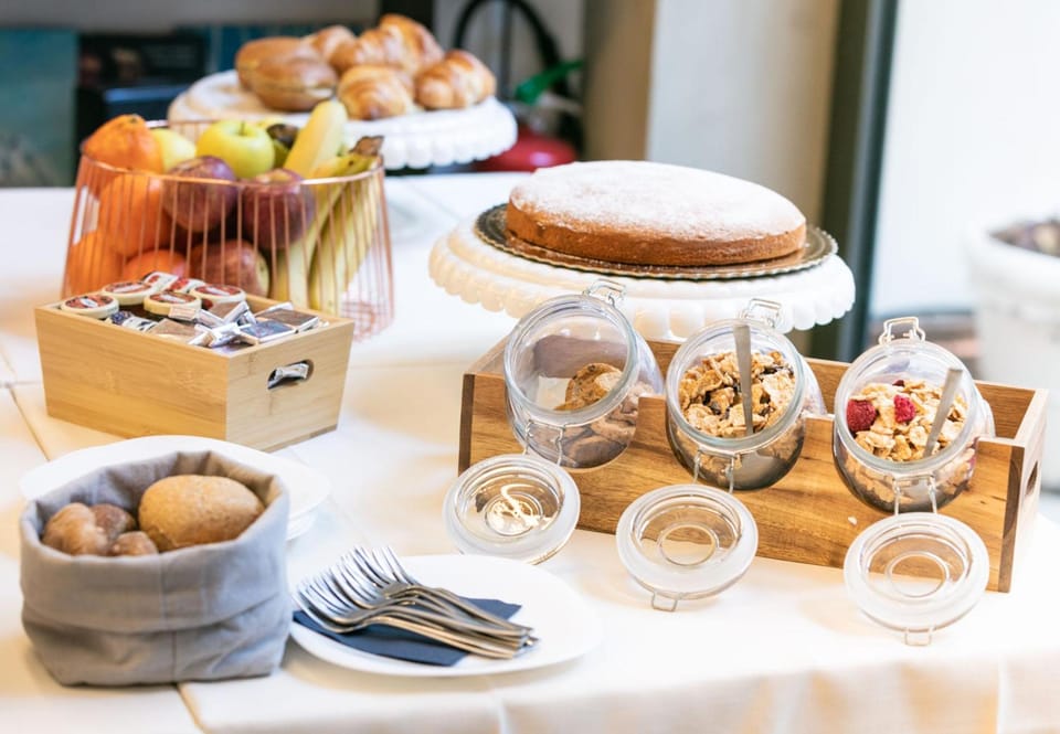 DOMUS CAVOUR Rooms&Suites Hotel in Province of Brescia