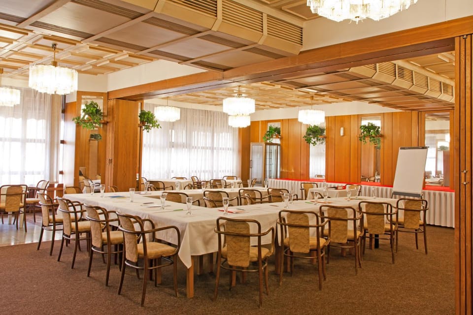 Meeting room / ballrooms
