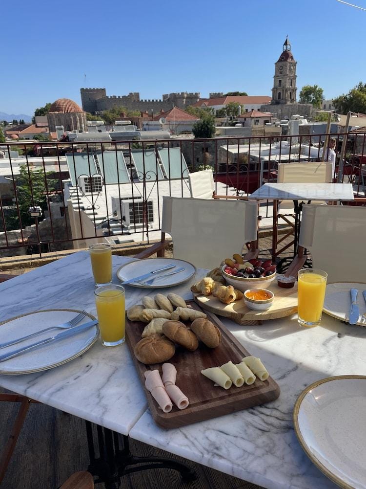 Midgard Suites (Medieval Town) Apartment hotel in Rhodes