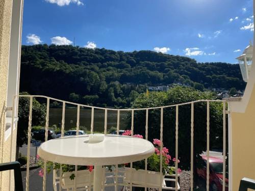 Cafe Backerei Pension Alcana Mirco Munch Hotel in Rhein-Hunsrück-Kreis