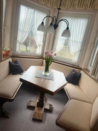 Cafe Backerei Pension Alcana Mirco Munch Hotel in Rhein-Hunsrück-Kreis