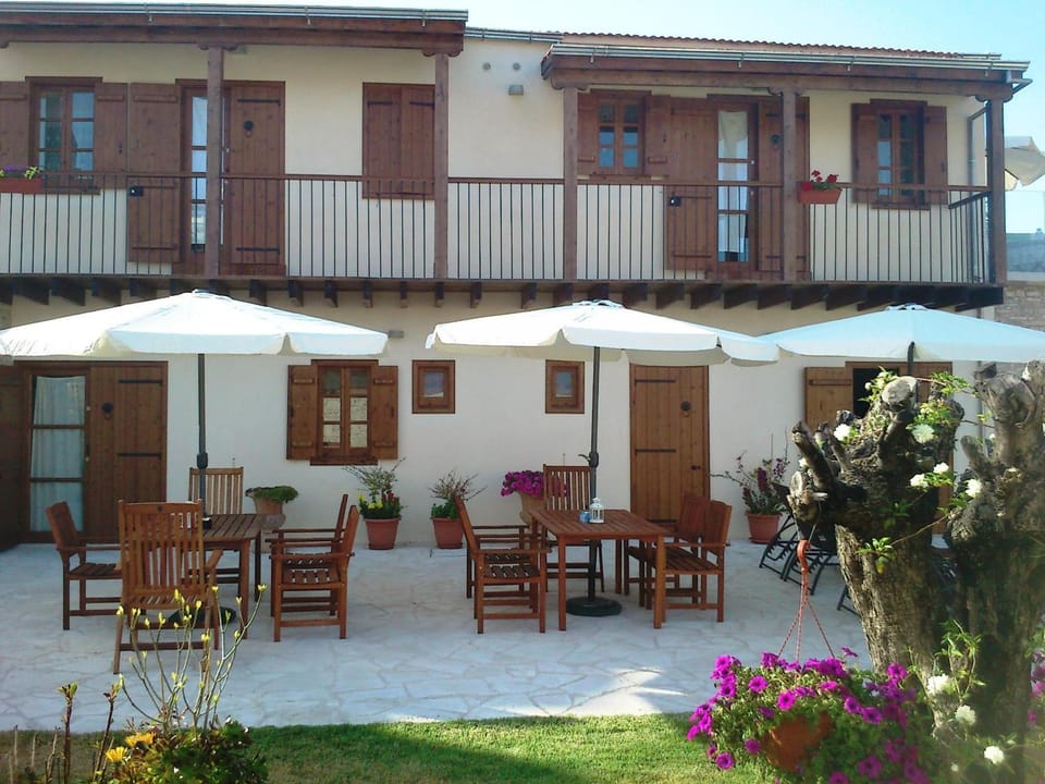 Charalambos Holiday Cottage Apartment hotel in Larnaca District