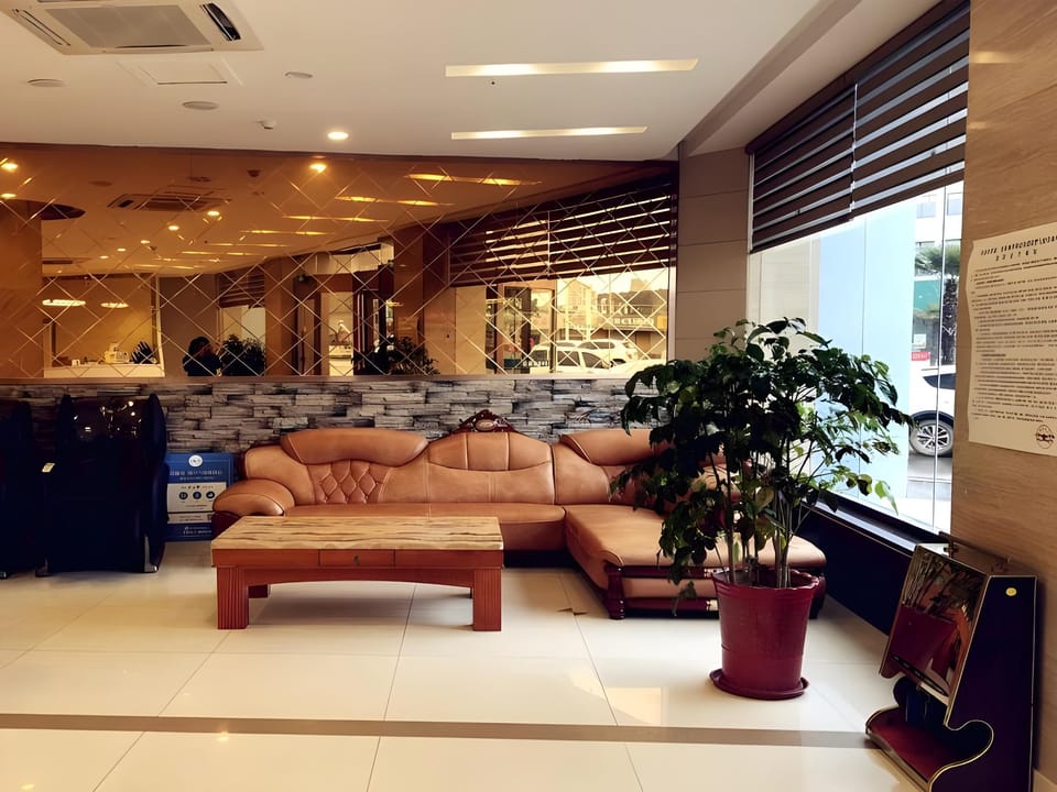 GreenTree Alliance Hotel Yangzhou Baoying County Huaijiang Avenue East Taishan Road Hotel in Jiangsu