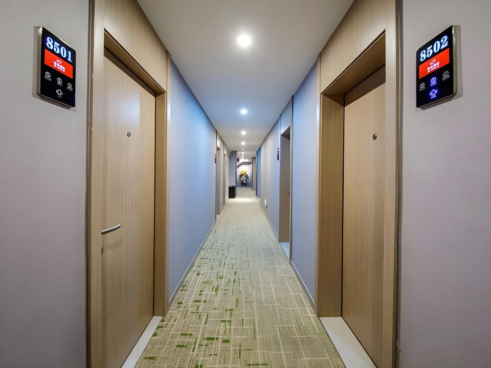 Shell Hotel Jiangsu Jingjiang Taihe Wuyue Square Hotel in Suzhou