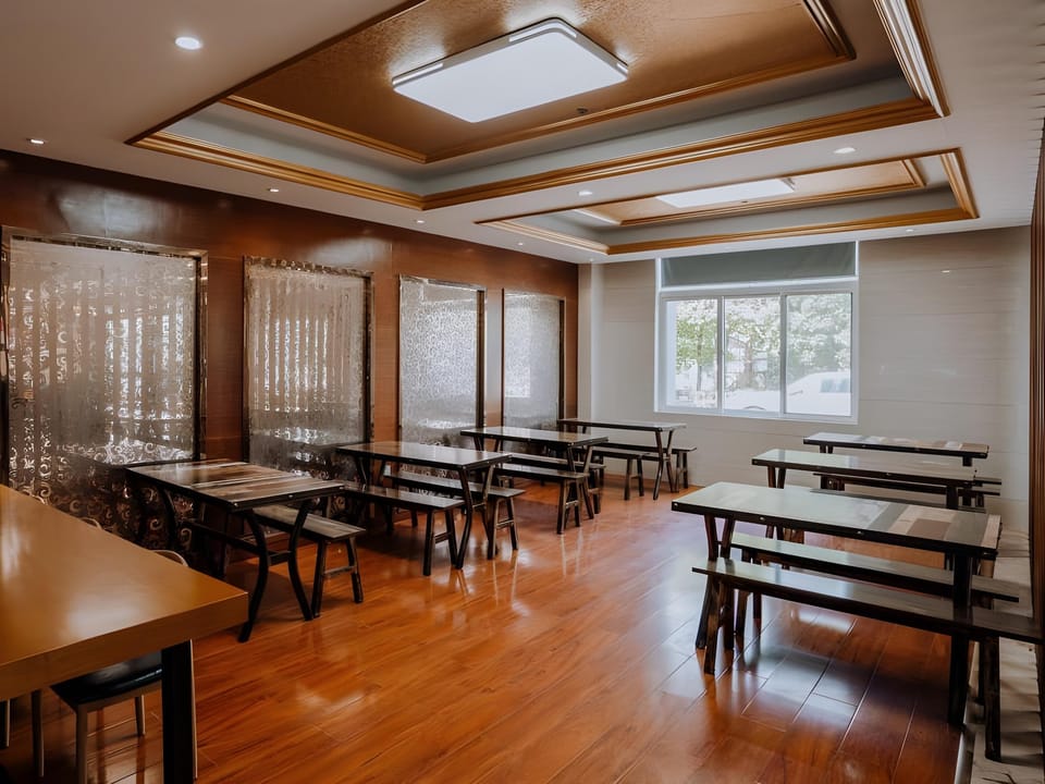 Shell Hotel Anhui Liuan Jinan District Zhengyang Road Hotel in Jiangsu