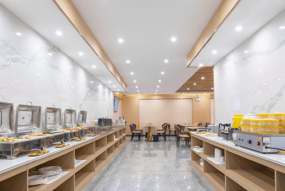 VX Hotel Shandong Jining Yutai County Guantong Commerce and Trade City Hotel in Jiangsu