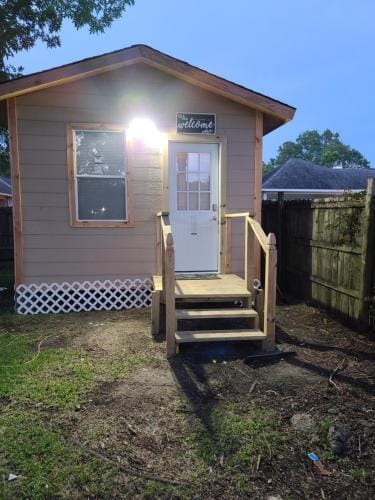 JAMMS tiny home Hotel in Baton Rouge