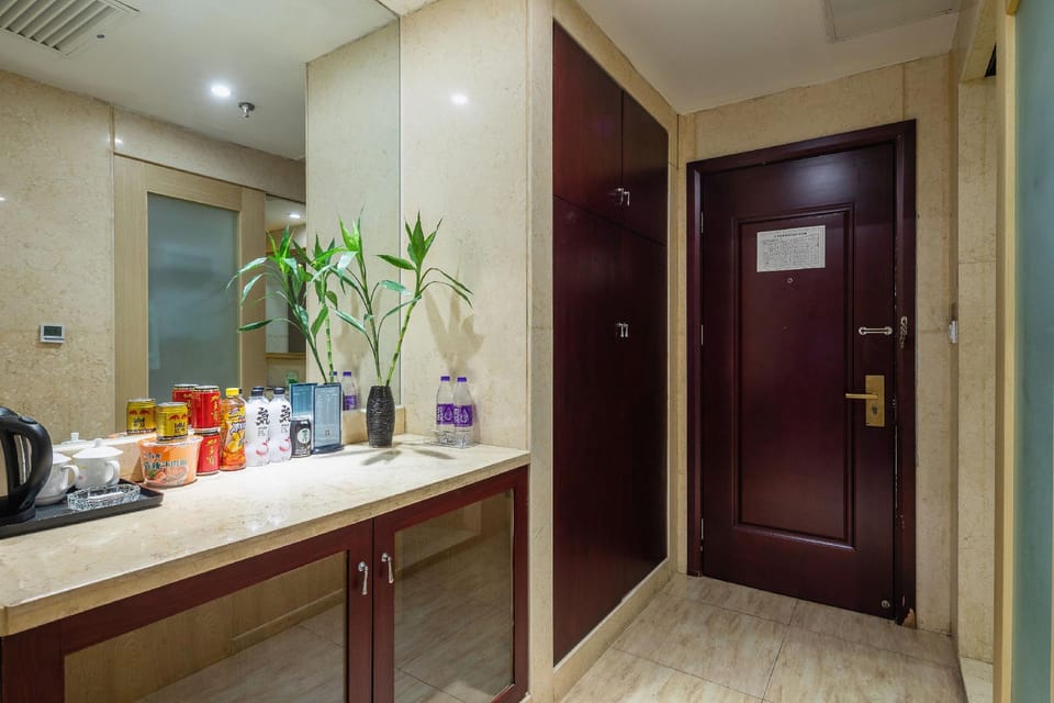 Qingmu Hotel (Chaohu Renmin Road store) Hotel in Jiangsu