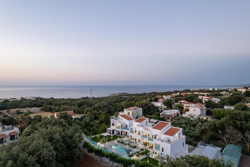 Coconut Palm Paradise Hotel in Crete