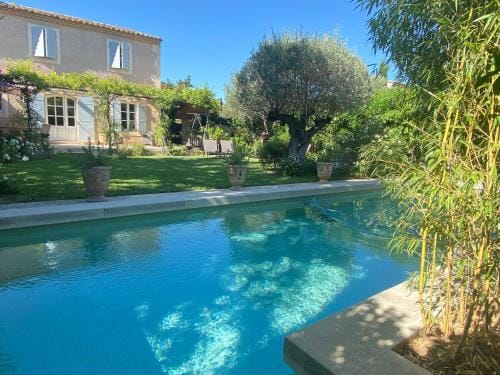 La Paradoune 2 Hotel in Arles