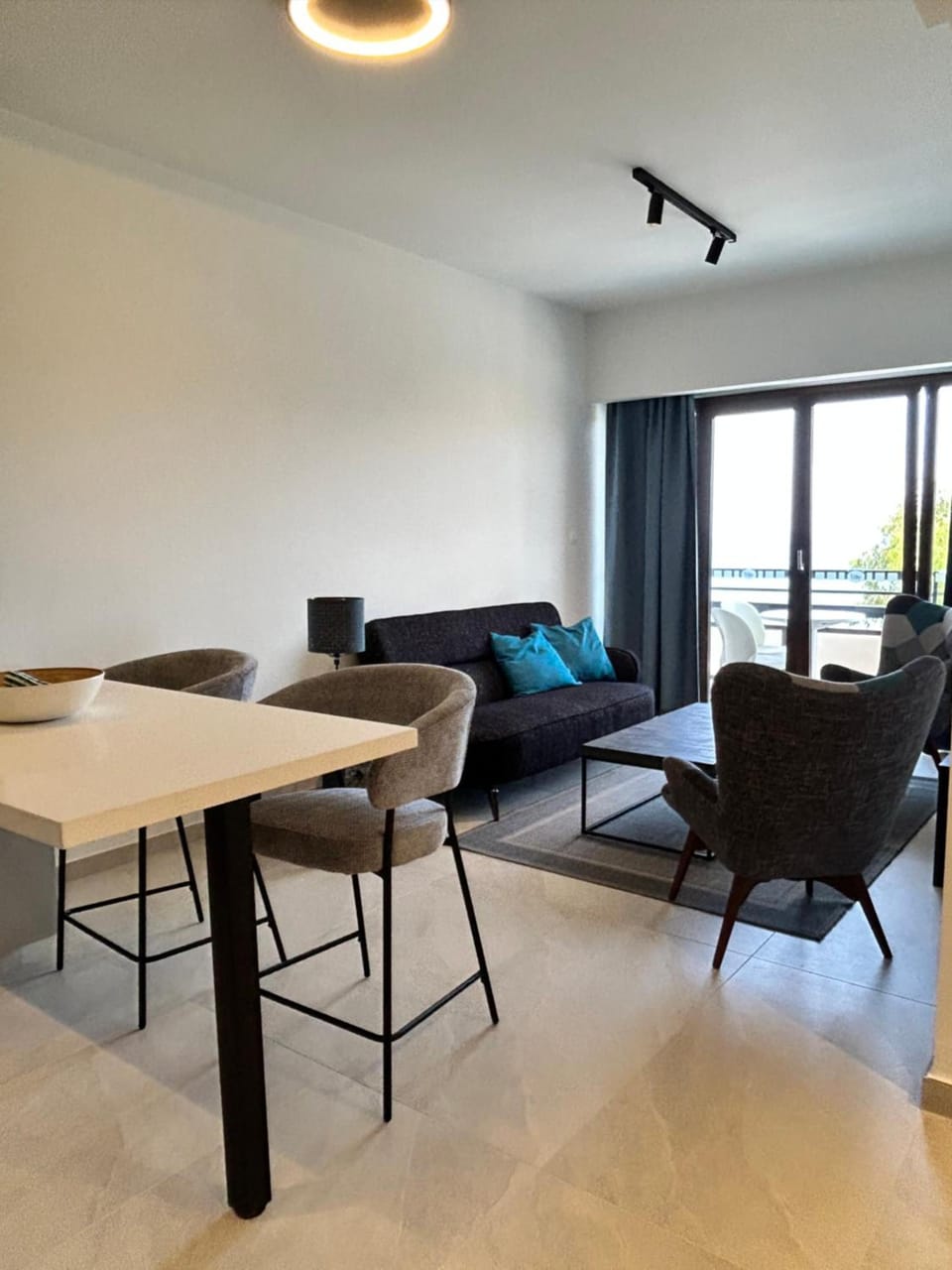 Pigeon Beach Hotel Apartments Apartment hotel in Limassol District