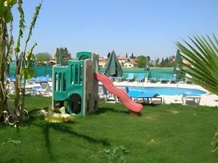 Marios Apartments Hotel in Larnaca District