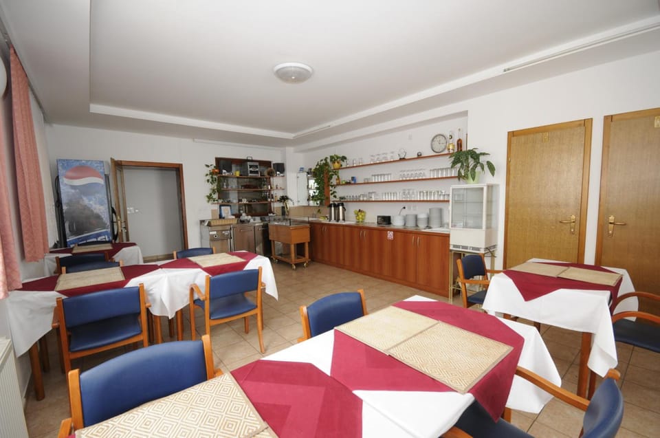 Pansion Antonio Hotel in Slavonski Brod