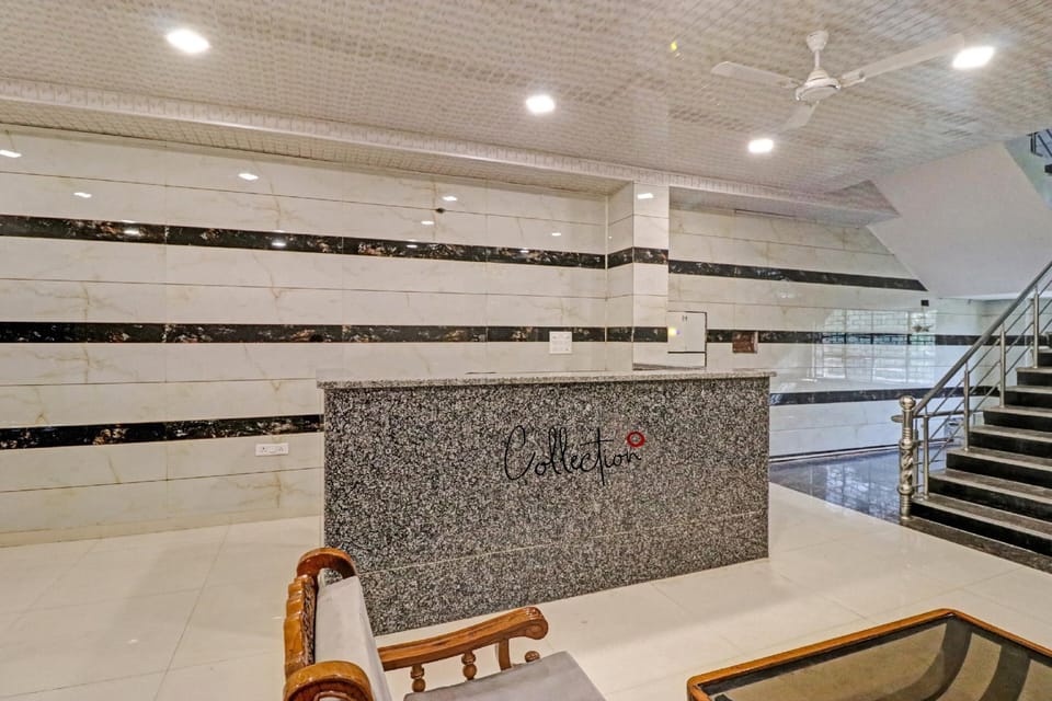 Collection O Qotel Peeragarhi Hotel in Delhi