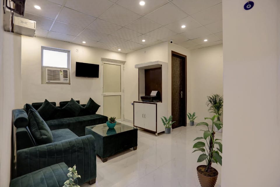 Hotel O Luxury Inn Hotel in Uttar Pradesh