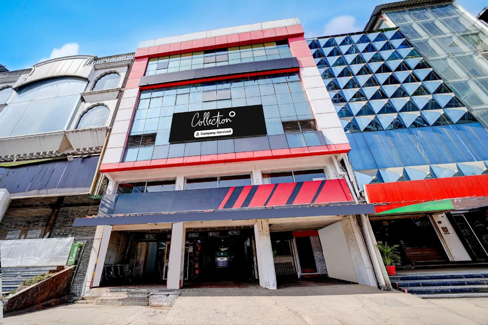 Capital O Silkroute Palaace Hotel in India