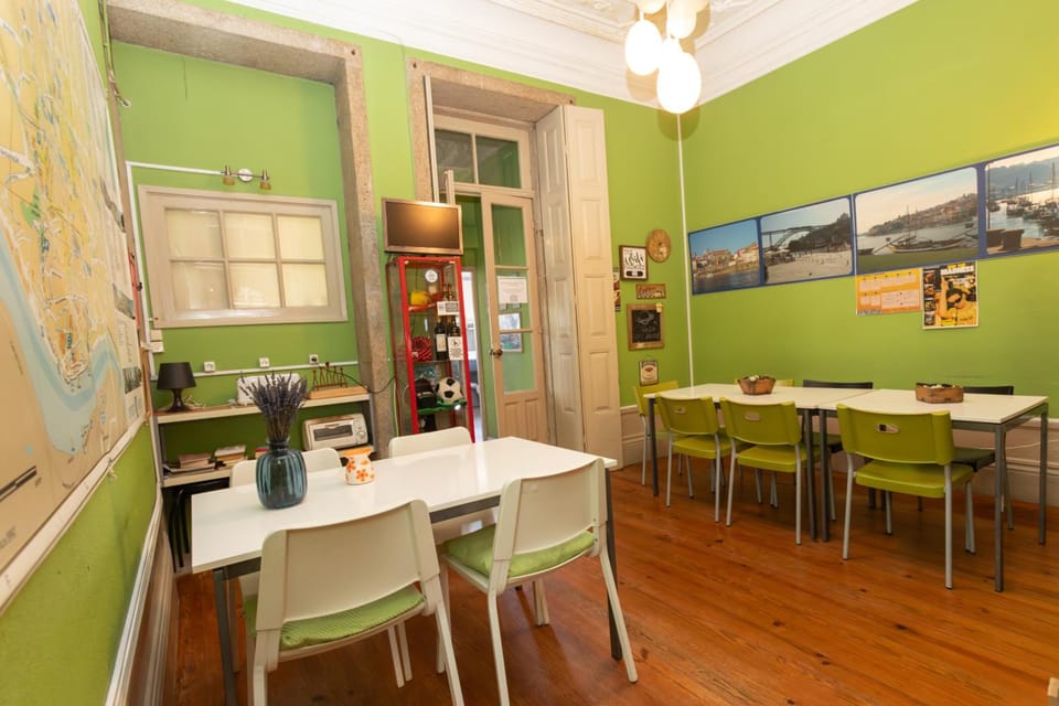 Oporto Sky Hostel Hostel in Porto