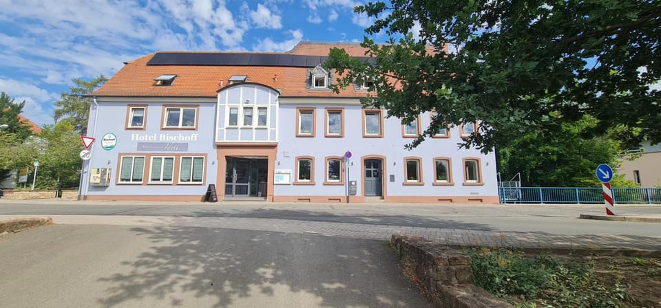 Hotel Bischoff Winnweiler Hotel in Rhineland-Palatinate