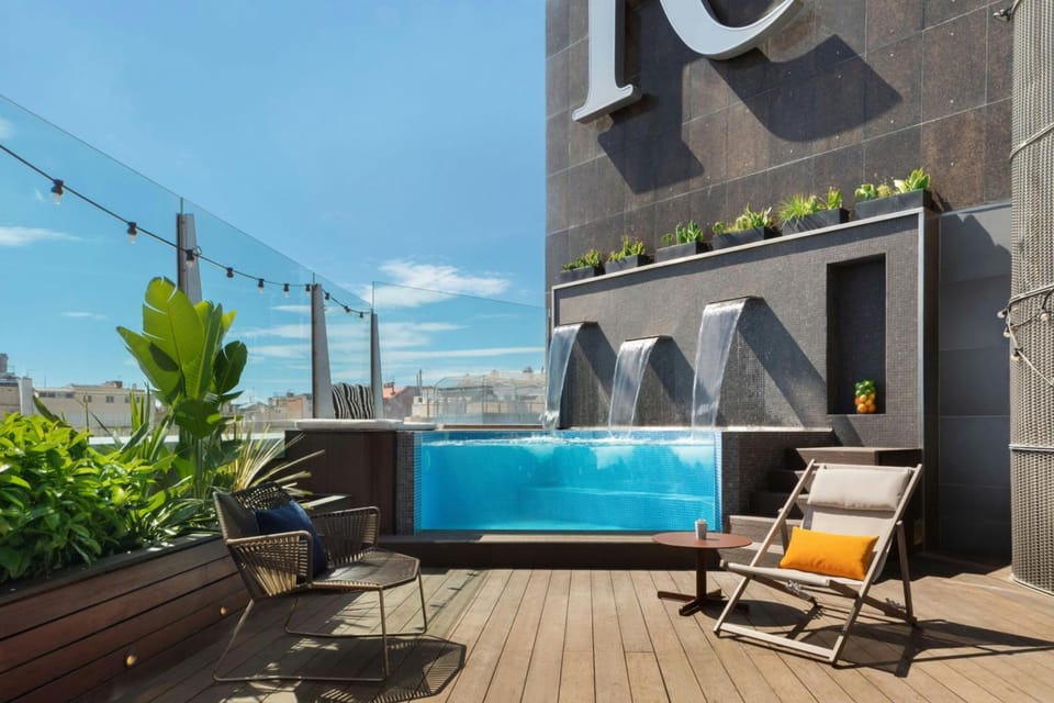 Swimming pool