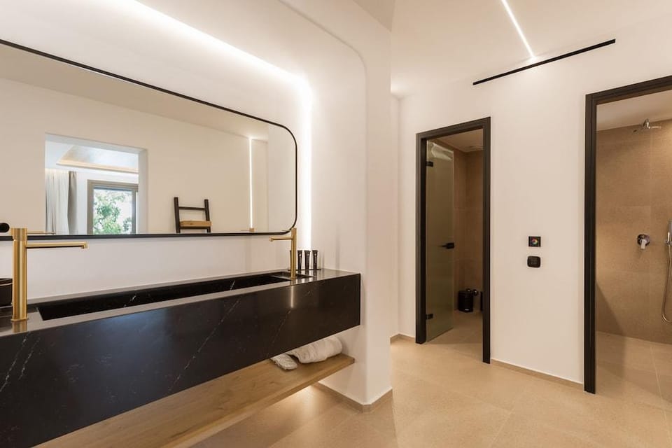 Calma Suites Mykonos Hotel in Decentralized Administration of the Aegean