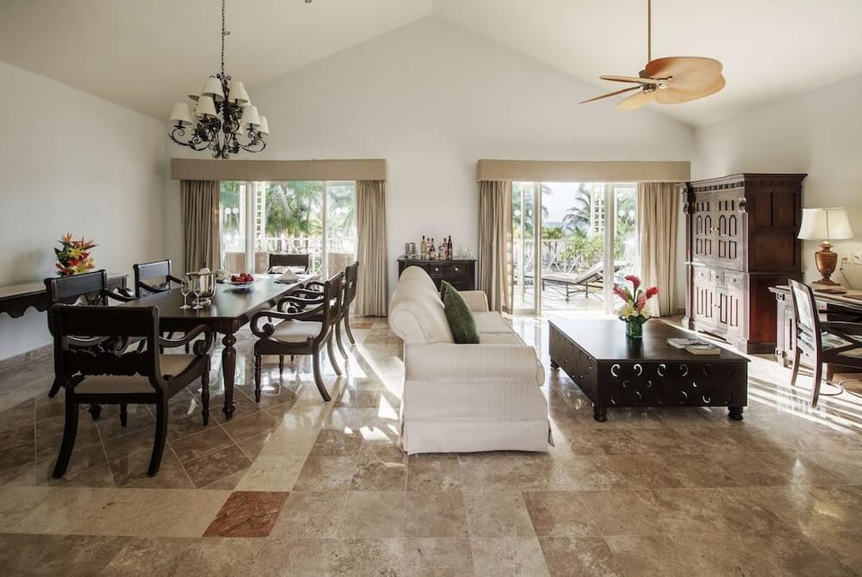 Royal Hideaway Playacar All Inclusive - Adults Only Hotel in Playa del Carmen
