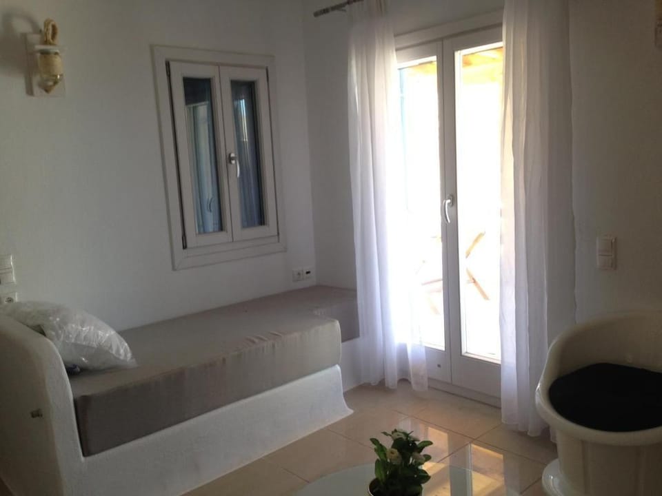 Sundance Suites Mykonos Hotel in Decentralized Administration of the Aegean