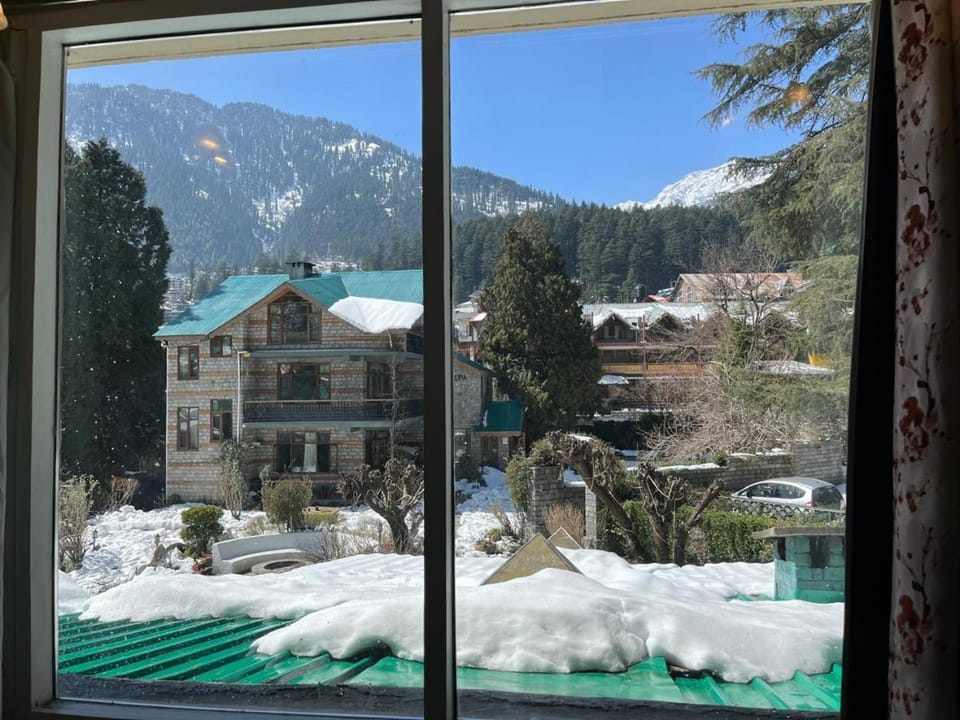 Johnson Lodge Lodge in Manali
