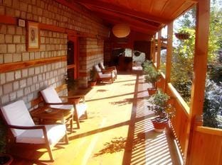 Negis Hotel Mayflower Hotel in Manali