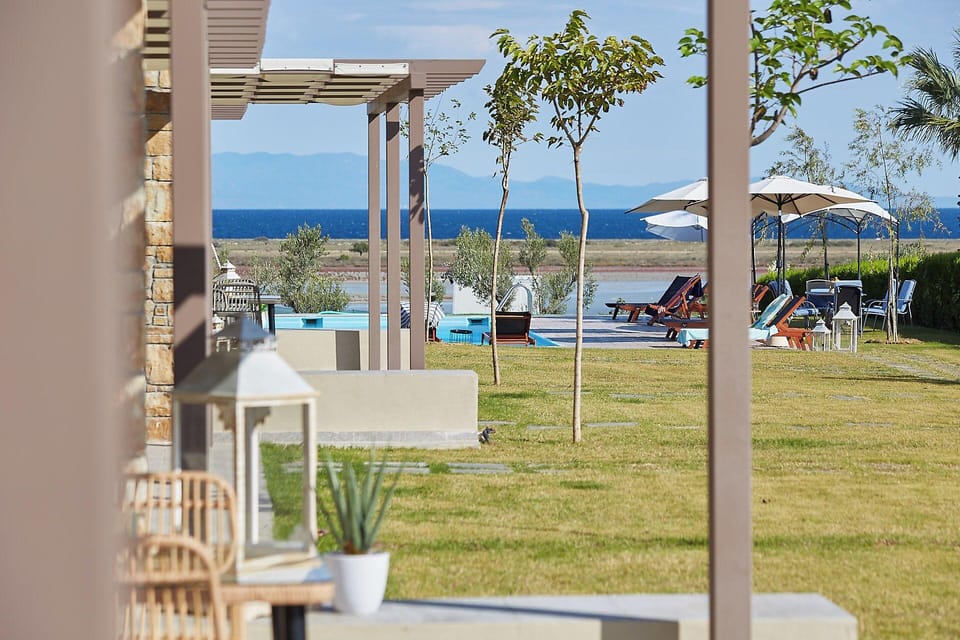 Flamingo View Suites Hotel in Halkidiki