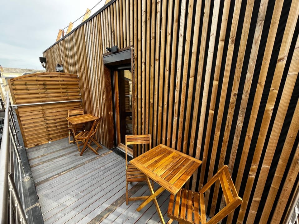 9Wagram Hôtel Boutique Hotel in Le Mans
