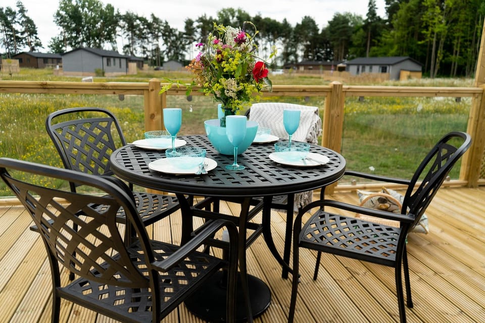 Hollicarrs - Hares Leap Lodge in Selby